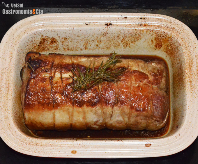 Lomo de cerdo relleno al romero 