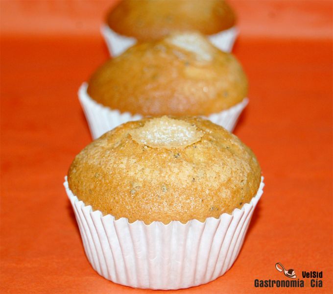 Magdalenas con semillas de sésamo y linaza