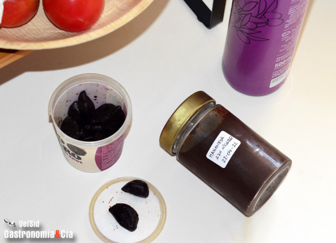 Mayonesa de ajo negro baja en grasas