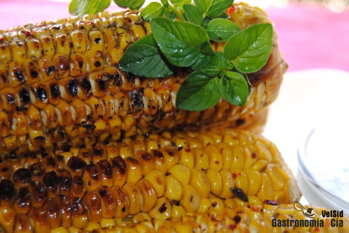 Mazorcas de maíz con sambal 