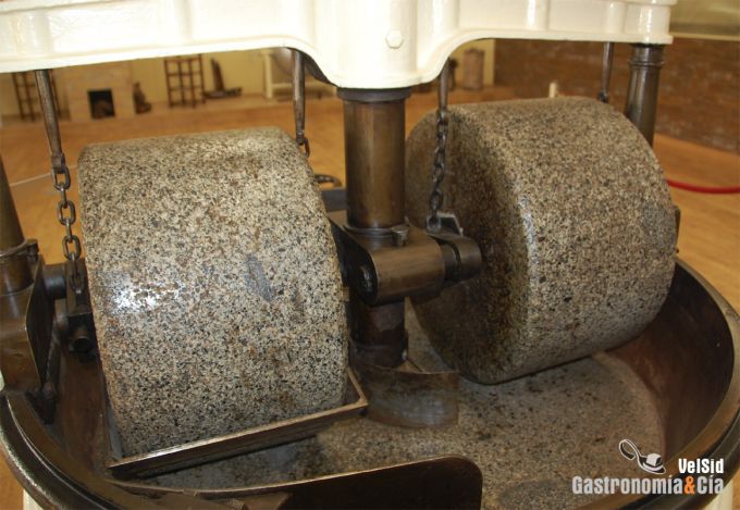 Molino de piedra 