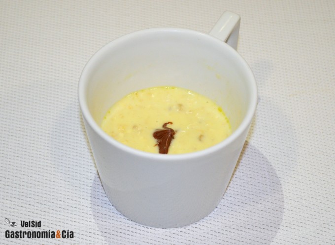 Bizcocho de avena y Nutella en taza