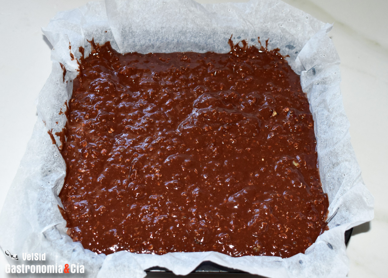 Bizcocho de avena, chocolate y miel