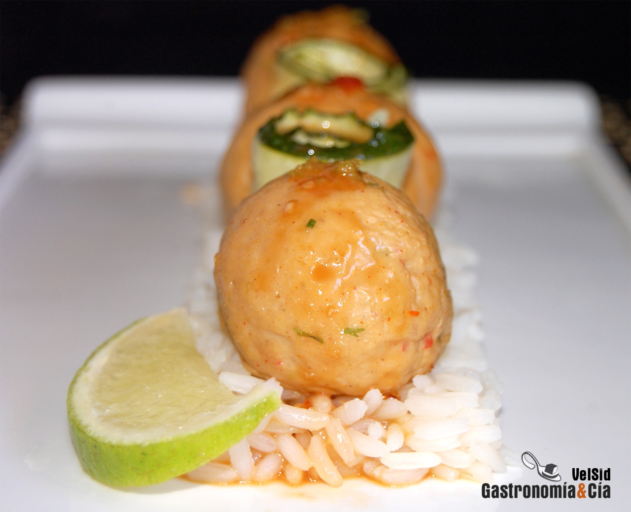 Albóndigas de pollo y mango