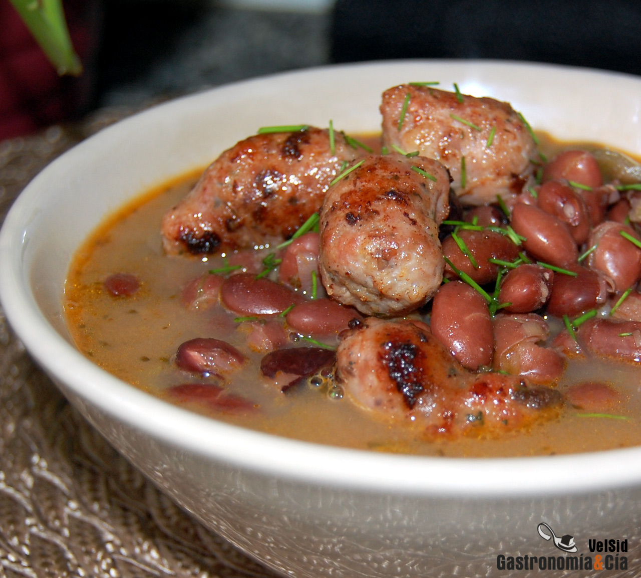 Alubias de Tolosa con butifarra de setas