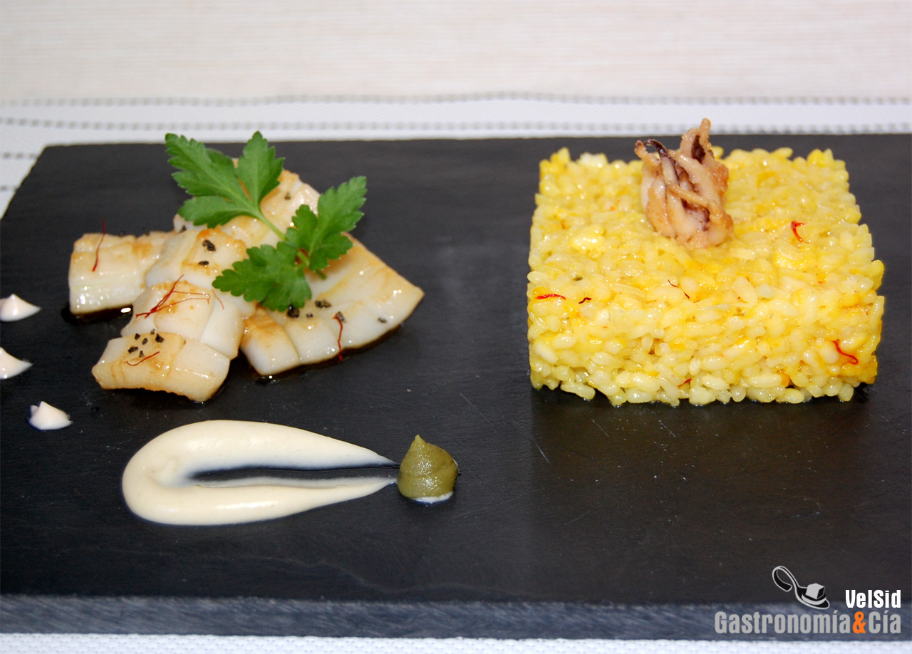 Arroz al azafrán con sepia y mayonesa de wasabi
