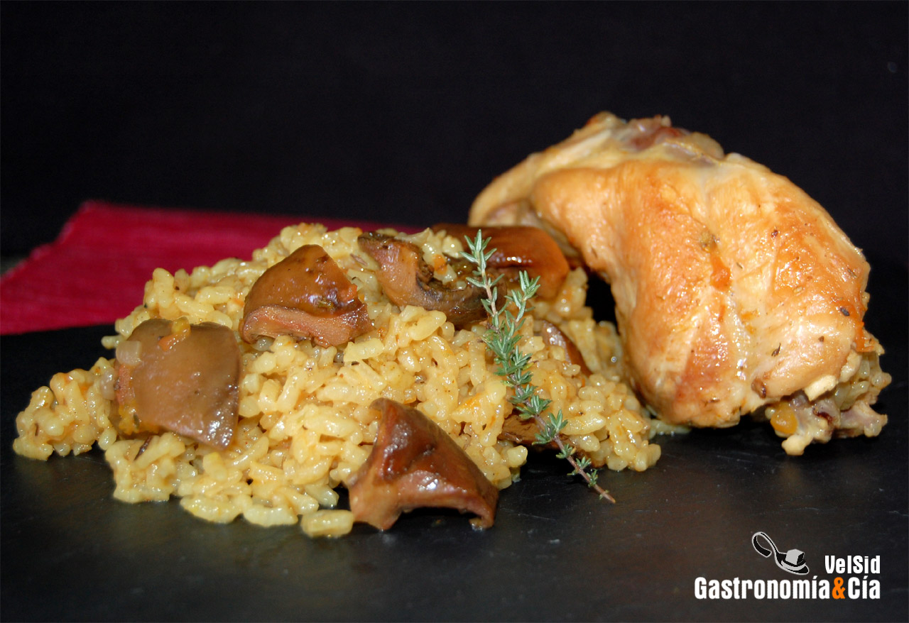 Arroz con conejo y níscalos