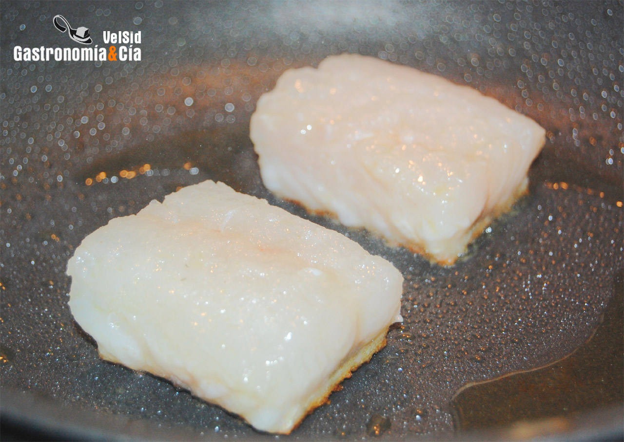 Bacalao con velouté de sidra