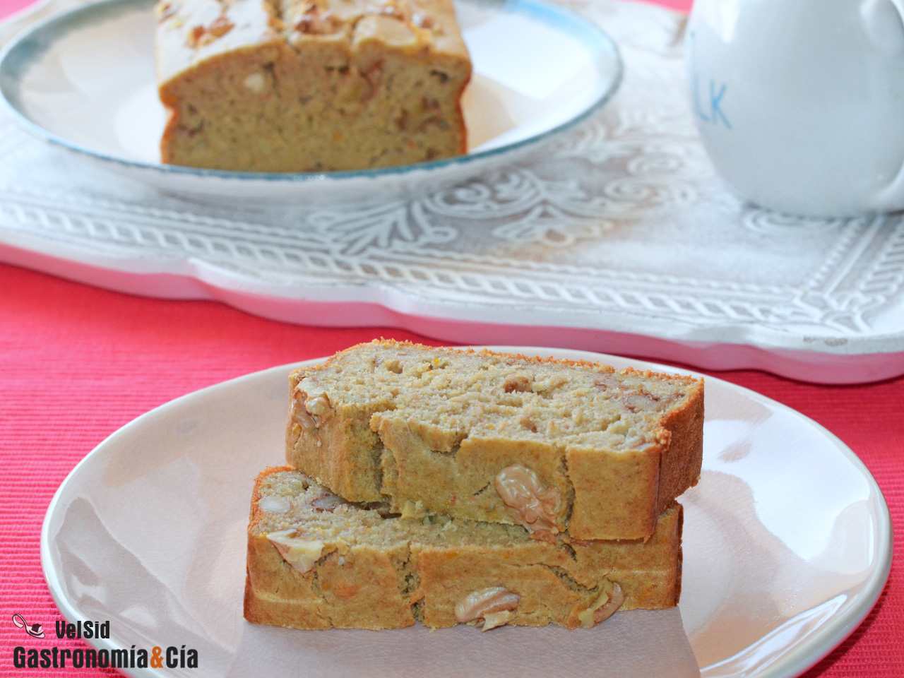 Bizcocho de avena, plátano y nueces