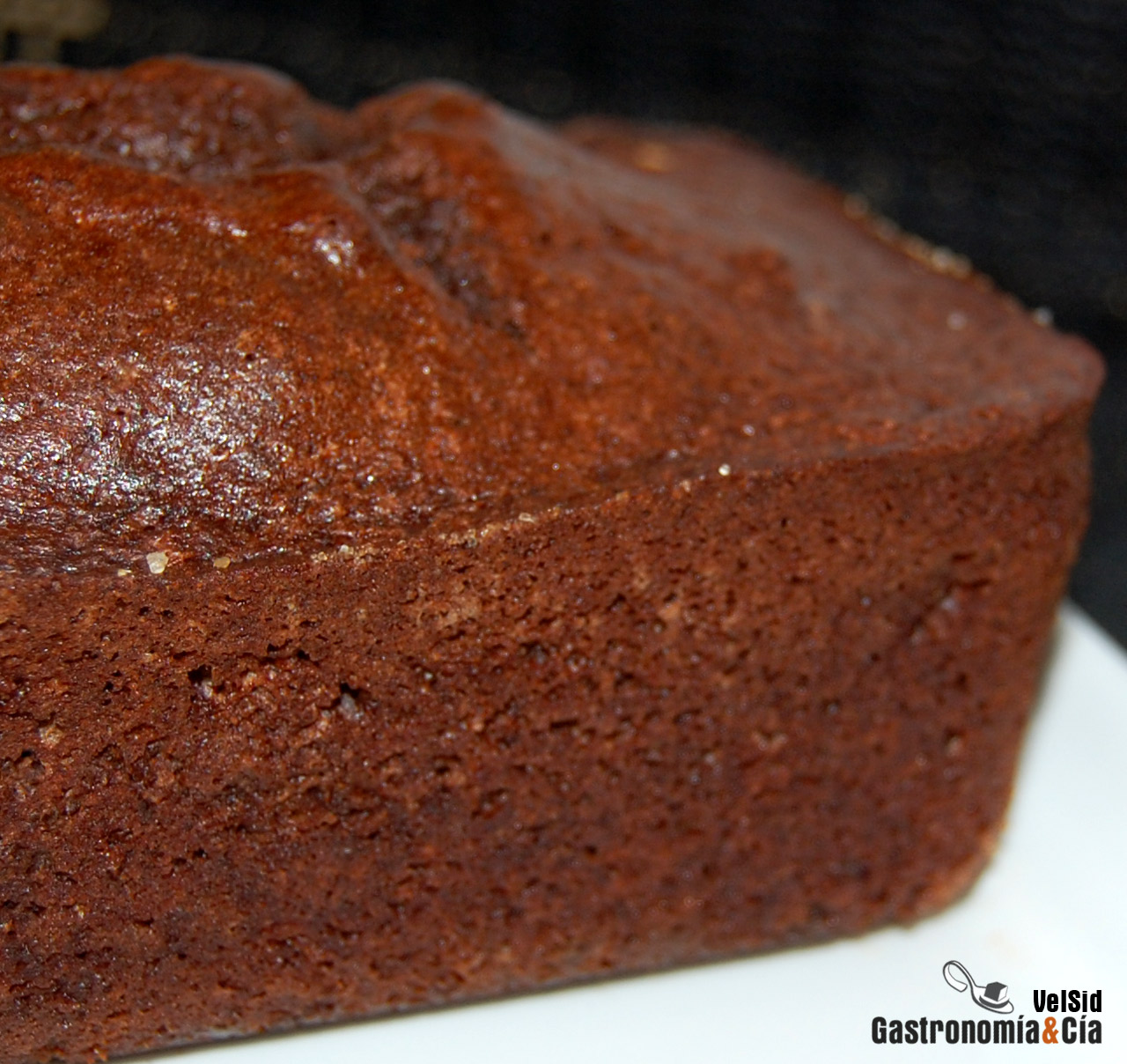 Bizcocho de chocolate y pistachos