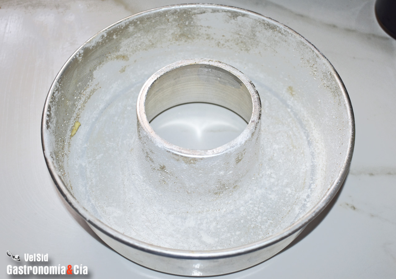 Bizcocho de lima súper esponjoso y jugoso