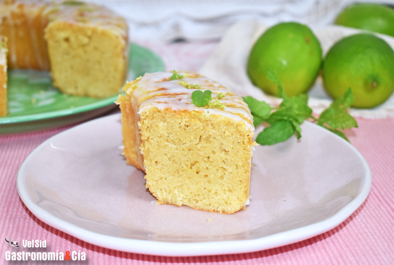 Bizcocho de lima súper esponjoso y jugoso