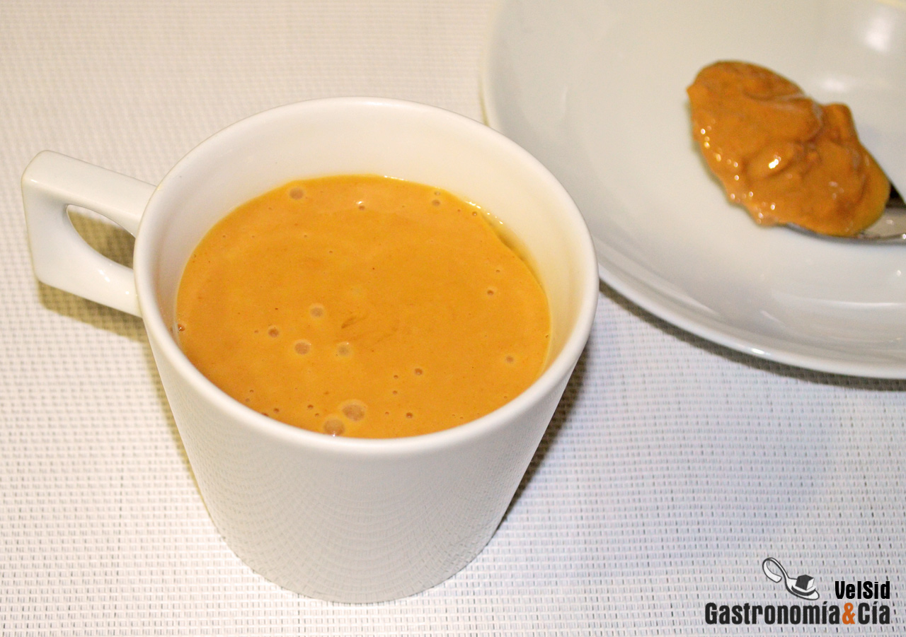 Bizcocho de turrón en microondas