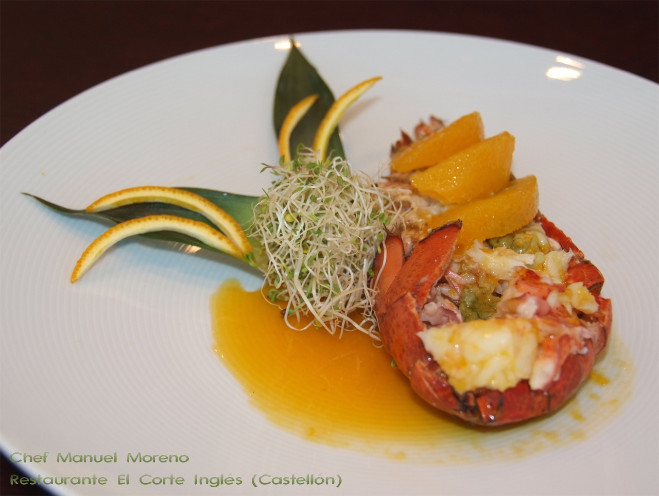 Bogavante al humo con salsa de cítricos