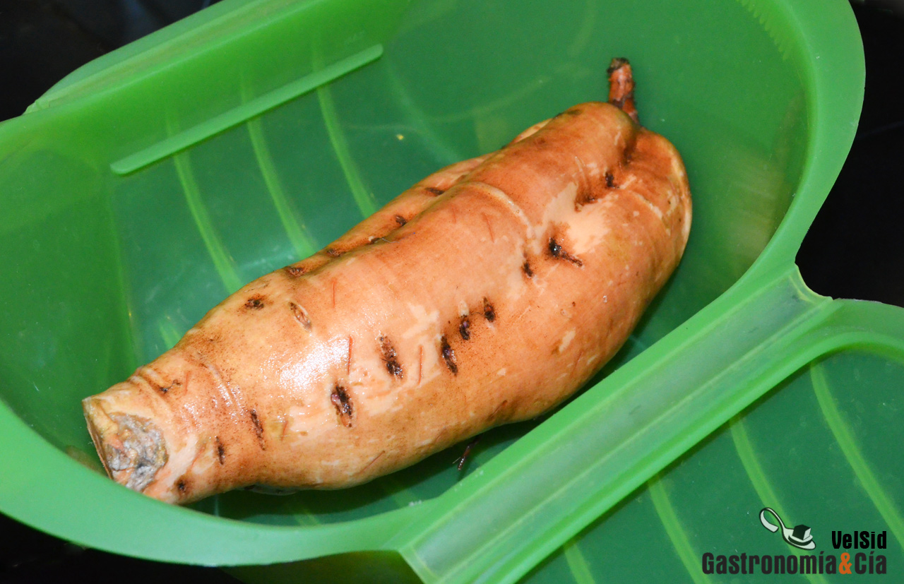 Cómo hacer boniatos en el microondas