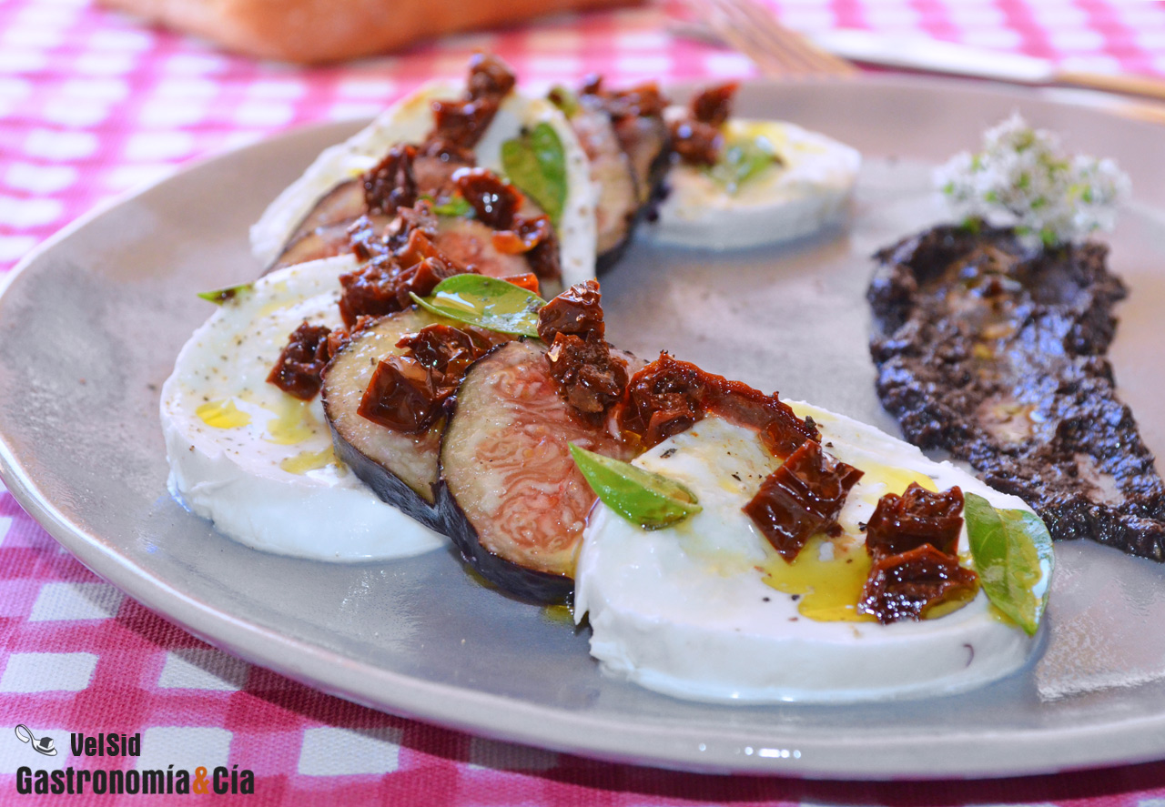 Mozzarella con brevas, tomate seco y tapenade de dátile