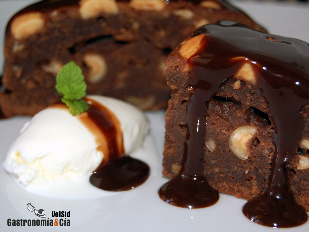 Brownie de chocolate y avellanas