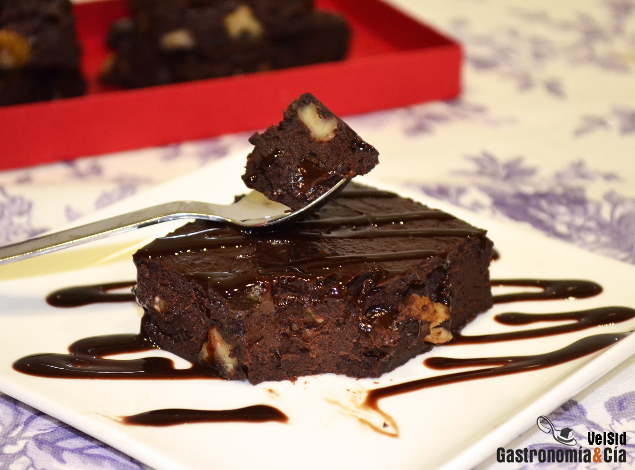 Brownie de chocolate y nueces (sin mantequilla, sin hue