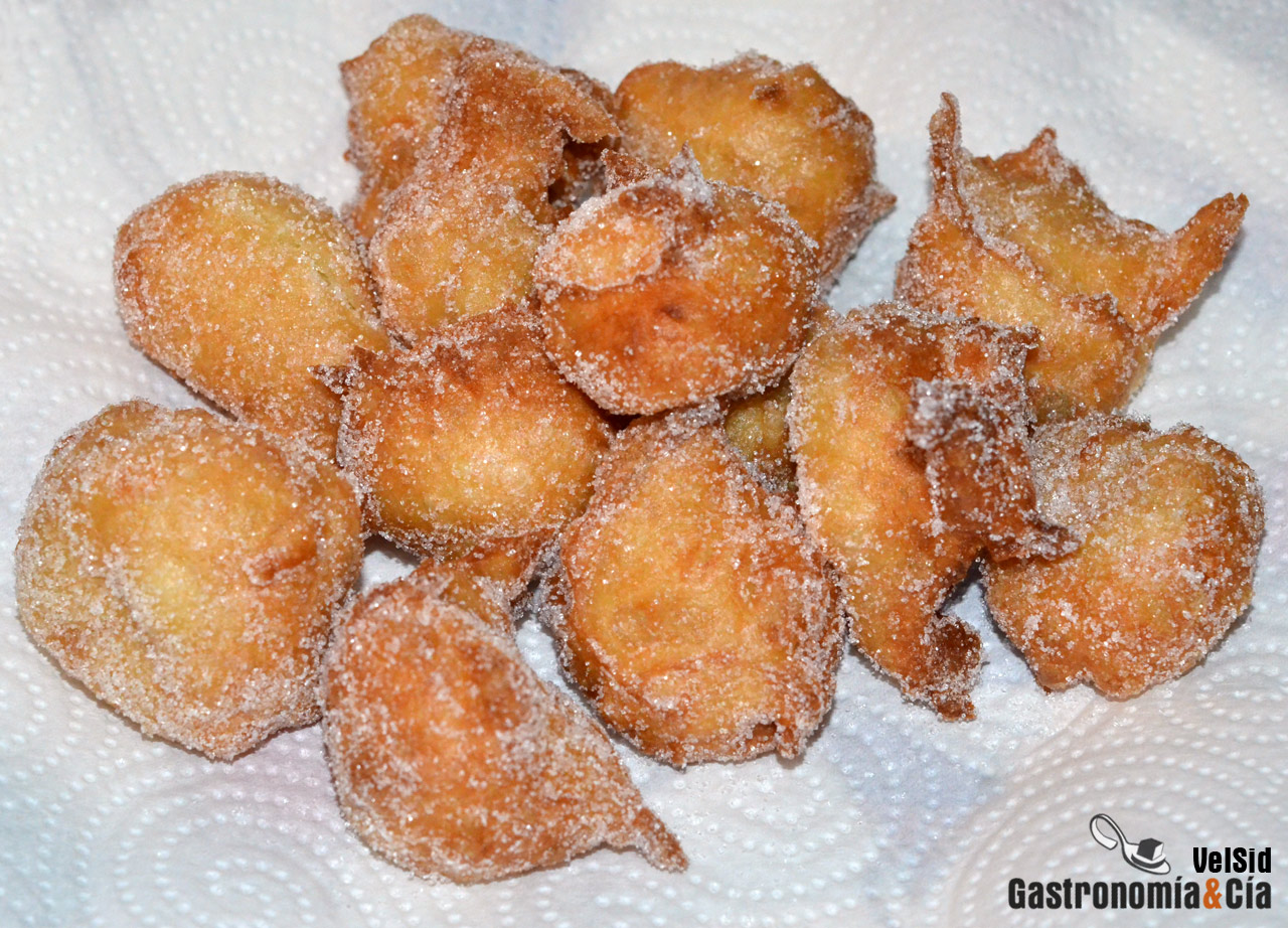 Buñuelos de viento con anís