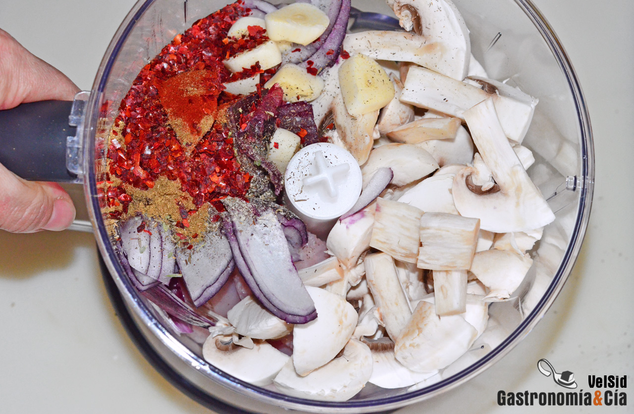 Hamburguesas de pollo y champiñones