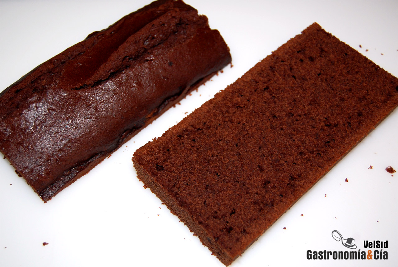 Cake de chocolate relleno de mascarpone y Cointreau
