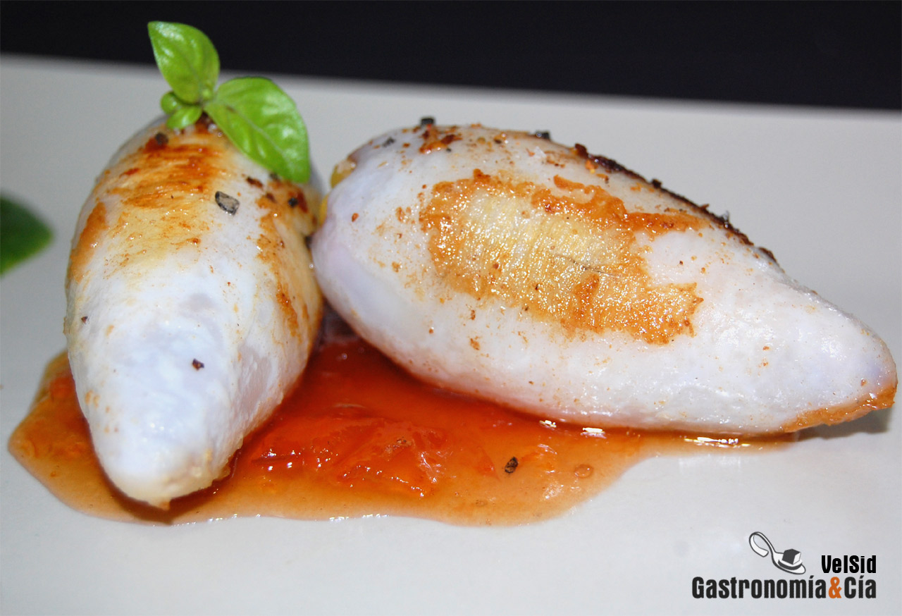 Calamares rellenos de trigo tierno y calabacín