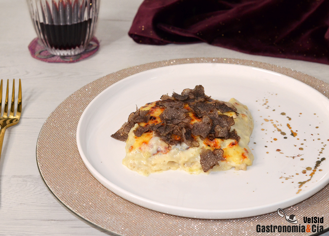 Canelones con bechamel y trufa negra