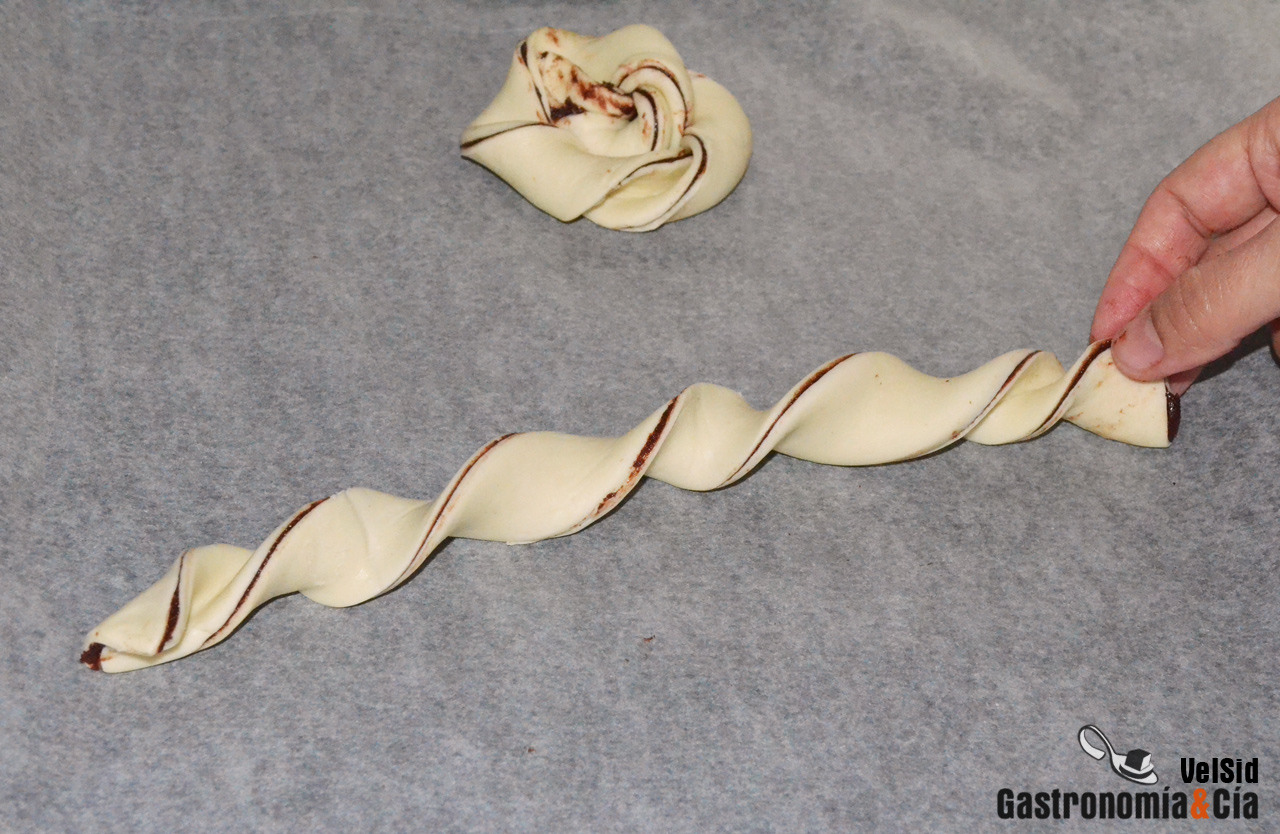 Caracolas de hojaldre y ‘Nutella’ casera