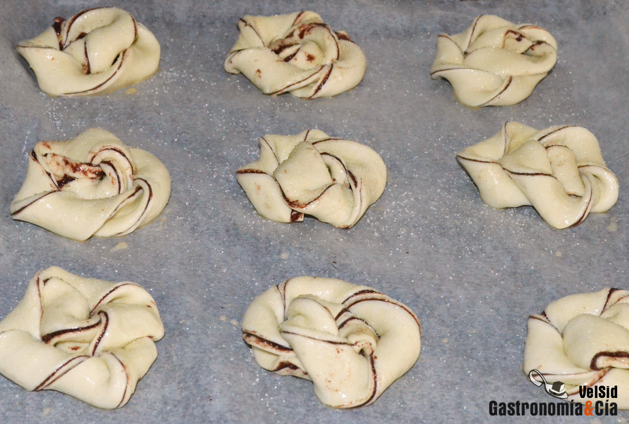 Caracolas de hojaldre y ‘Nutella’ casera