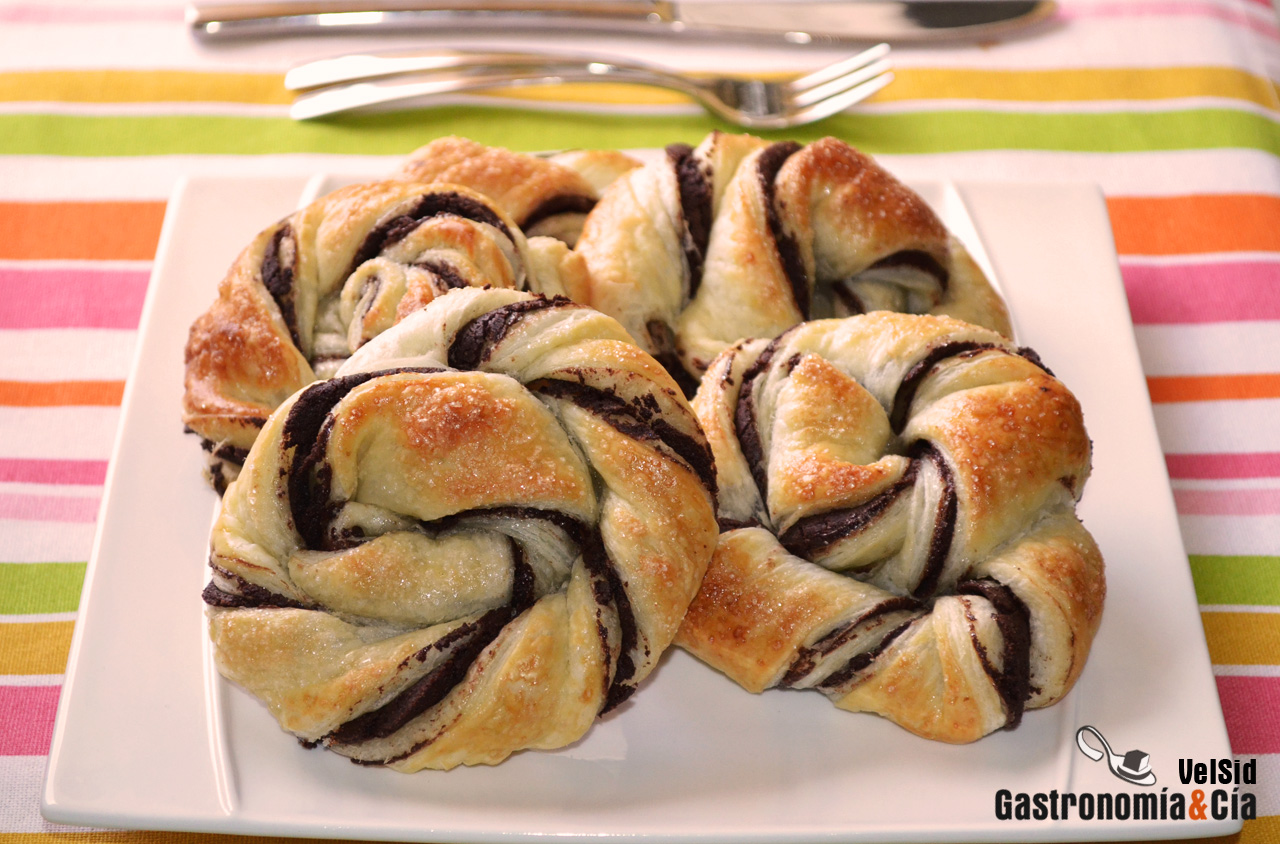 Caracolas de hojaldre y ‘Nutella’ casera