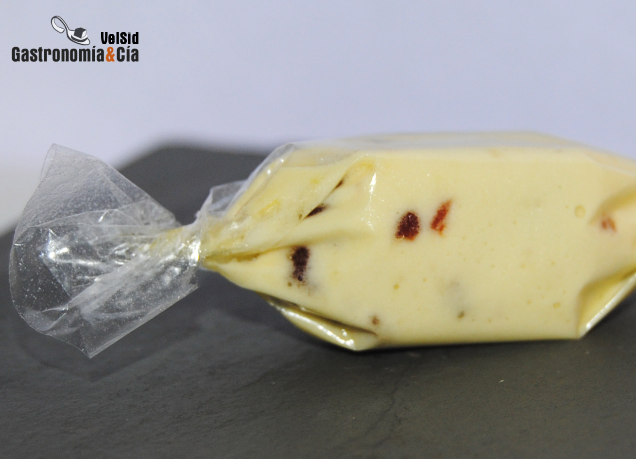 Caramelo de aceite de oliva y cecina