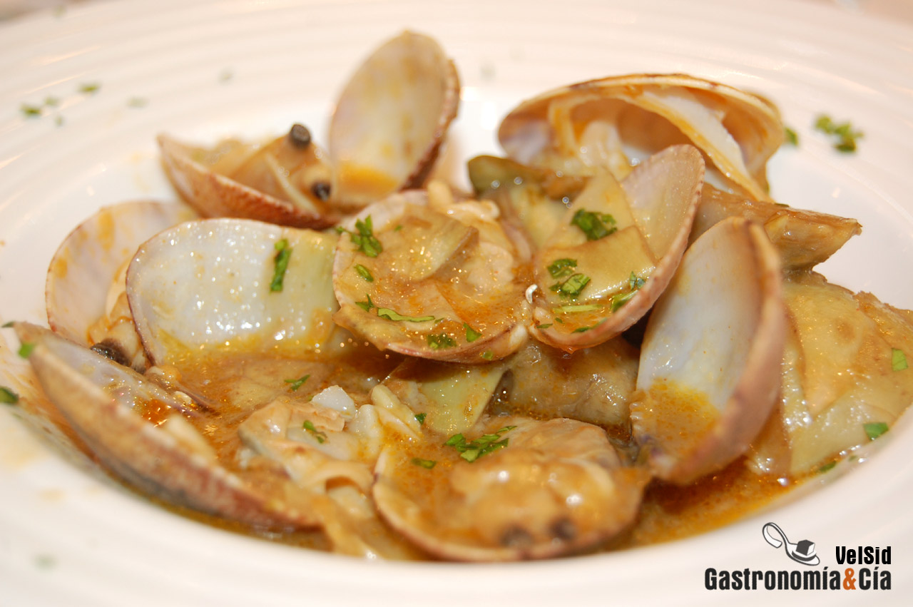 La Carxofa, Festa i Gastronomia