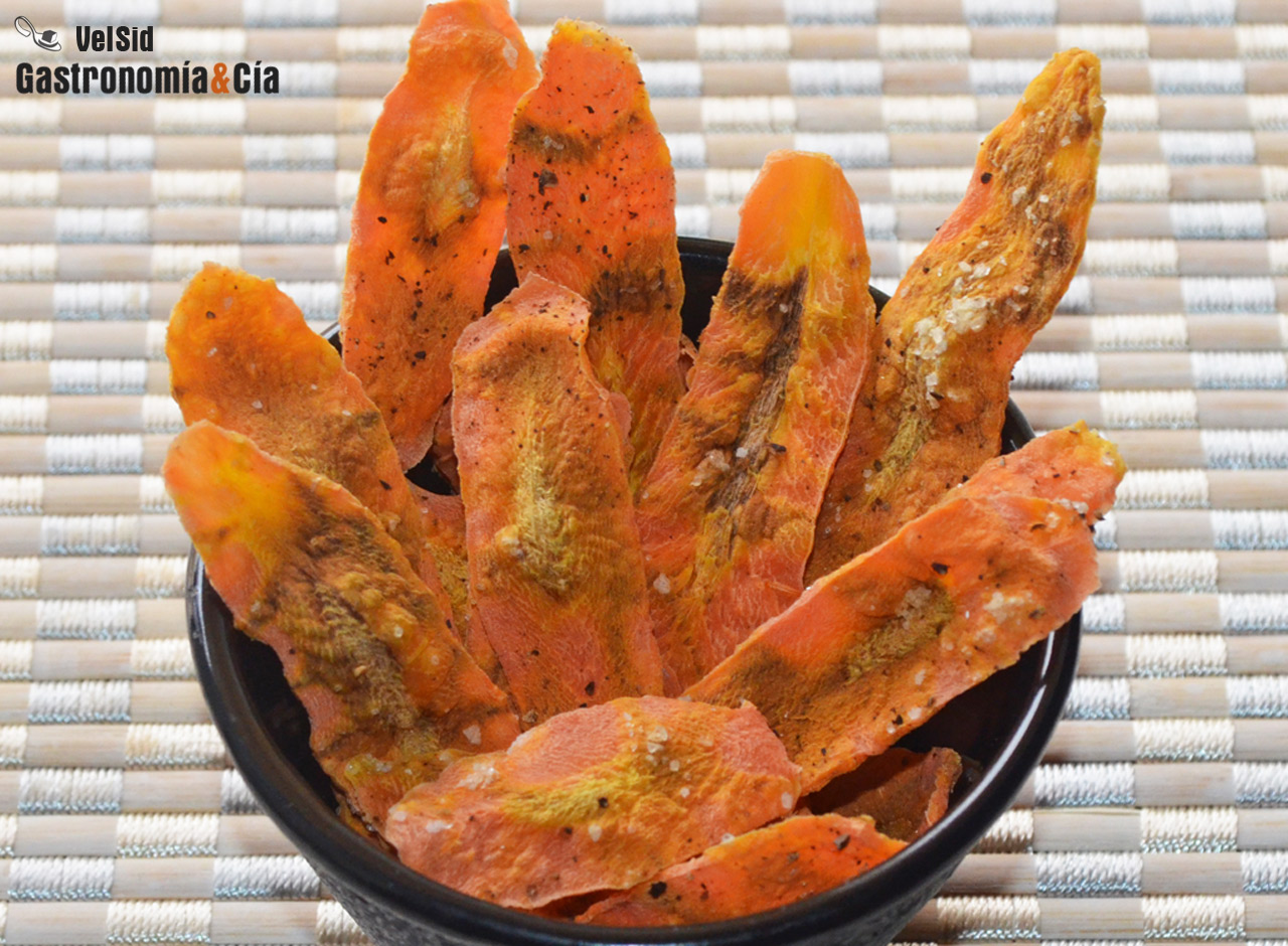 Chips de zanahoria a la pimienta