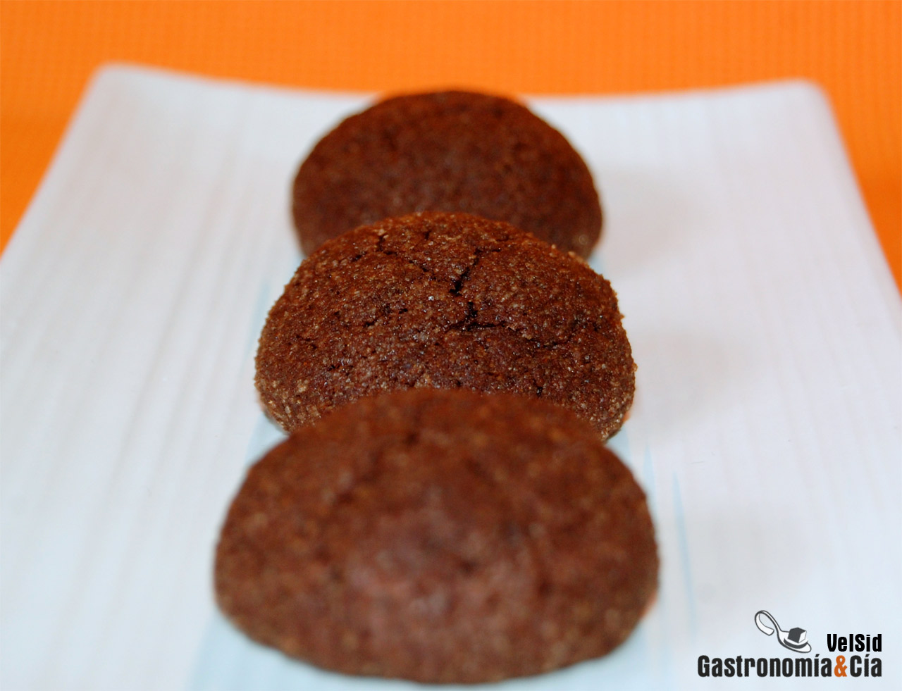 Galletas de chocolate, nuez moscada y canela