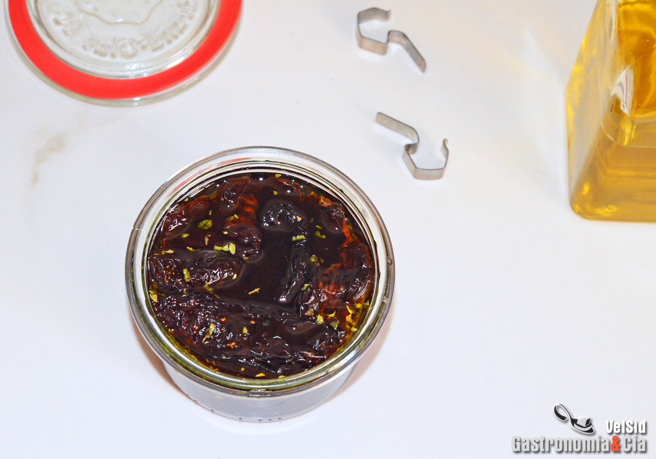 Cómo hacer tomates secos en aceite de oliva virgen extr