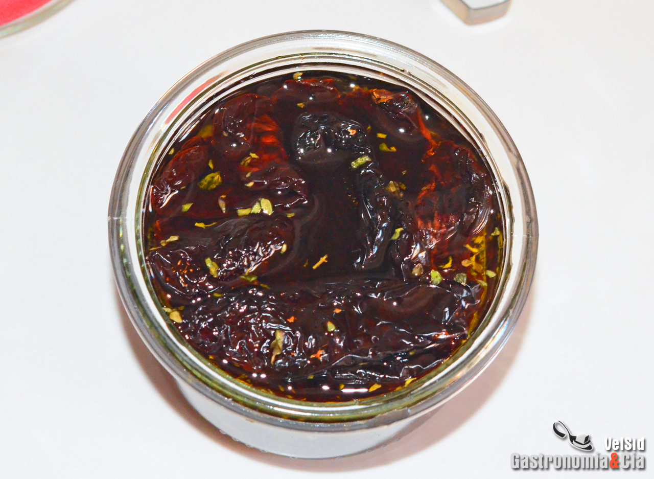 Cómo hacer tomates secos en aceite de oliva virgen extr