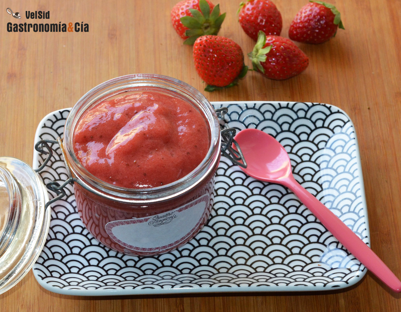 Cómo hacer compota de fresas y vainilla en el microonda