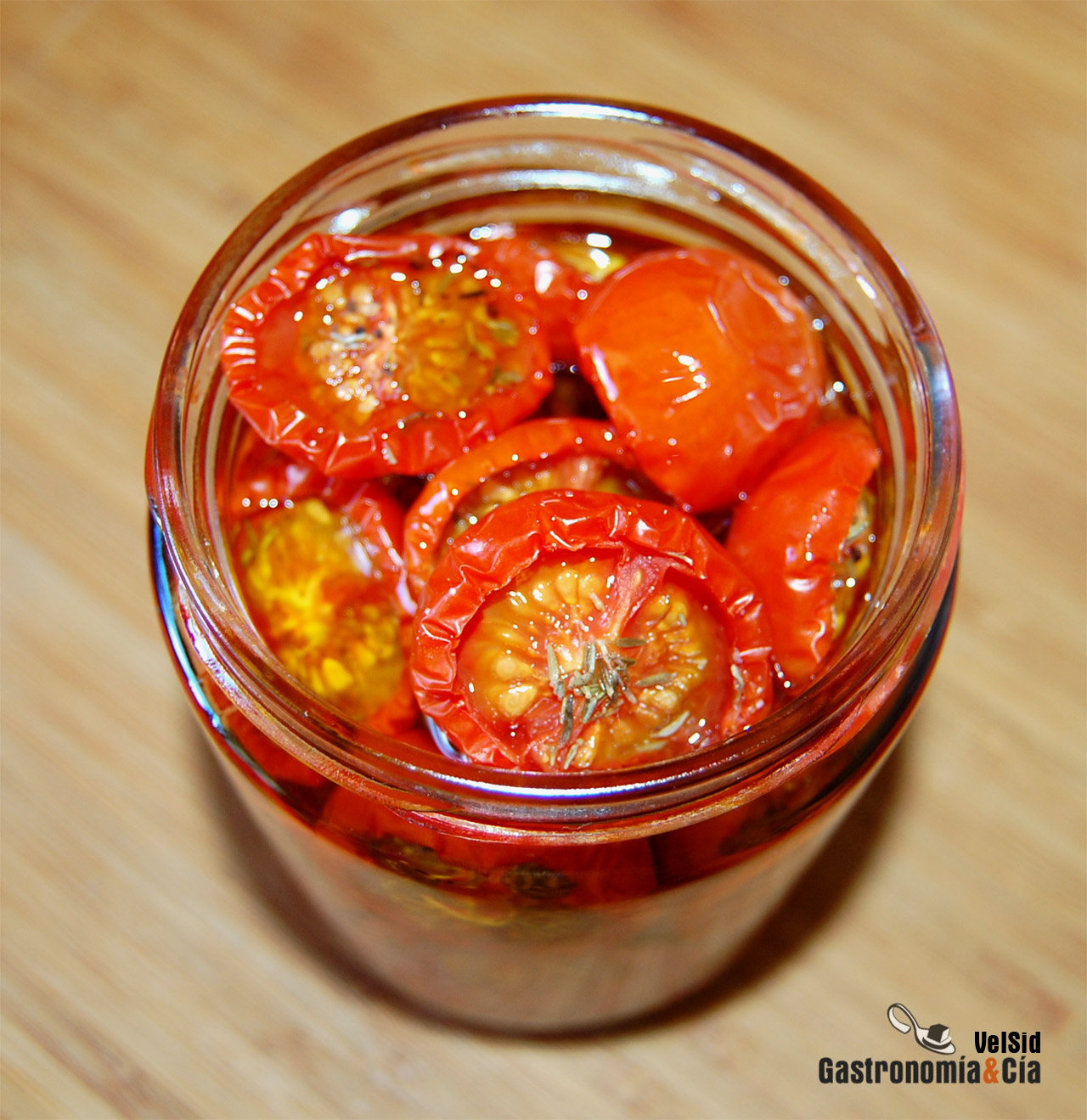 Conserva de tomates cherry en aceite de oliva
