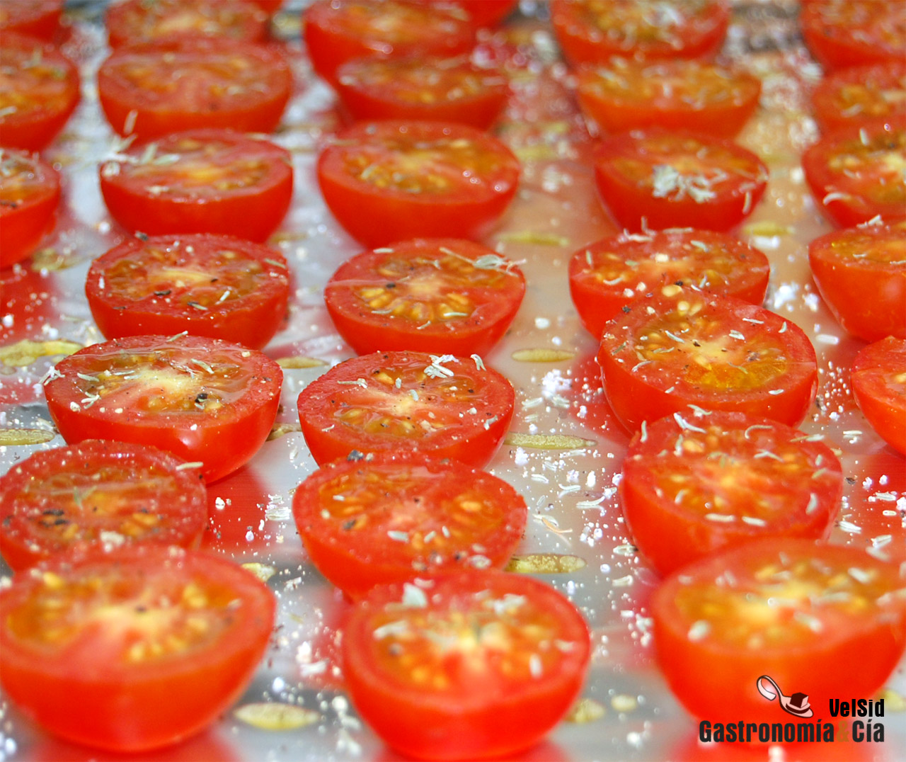 Conserva de tomates cherry en aceite de oliva