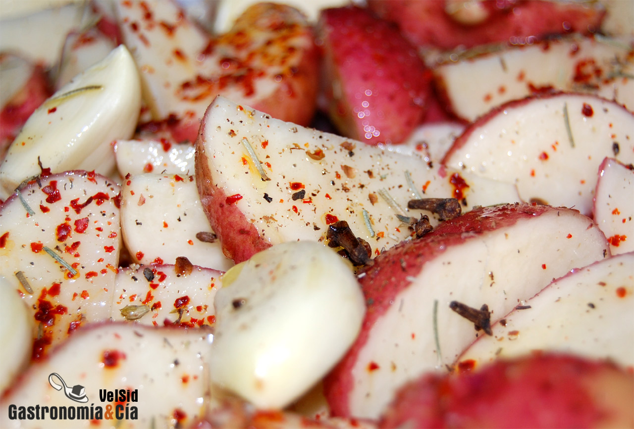 Costillas de cerdo al jengibre con patatas nuevas