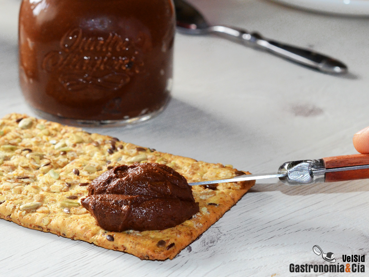 Crema de chocolate para untar saludable, con boniato, a