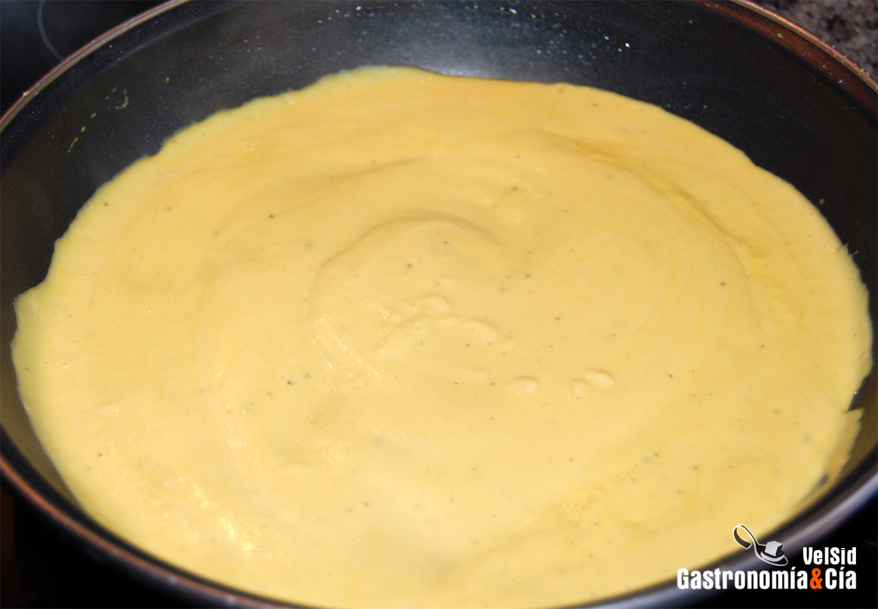 Salmón con crema de naranja y cilantro