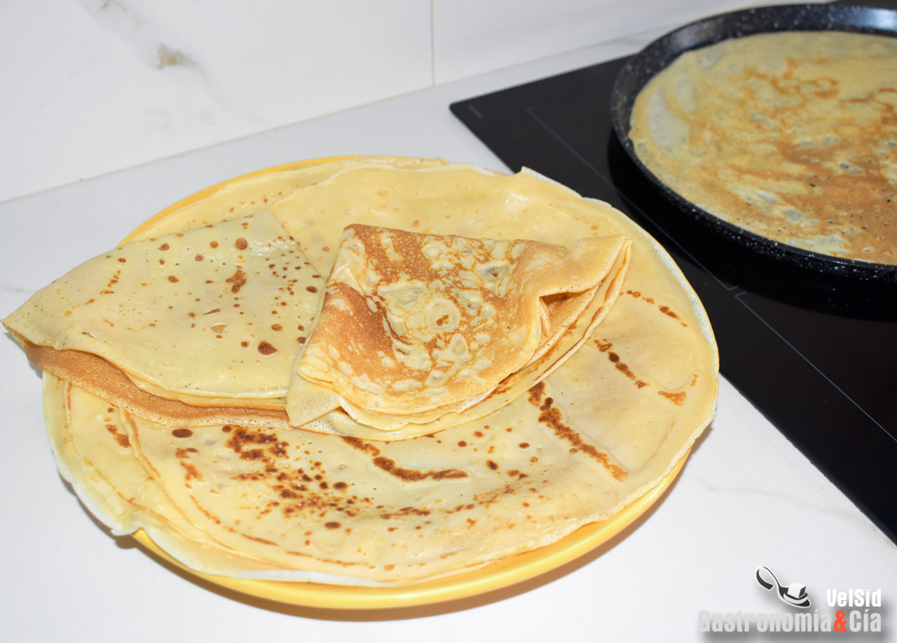 Crepes de mango y yogur