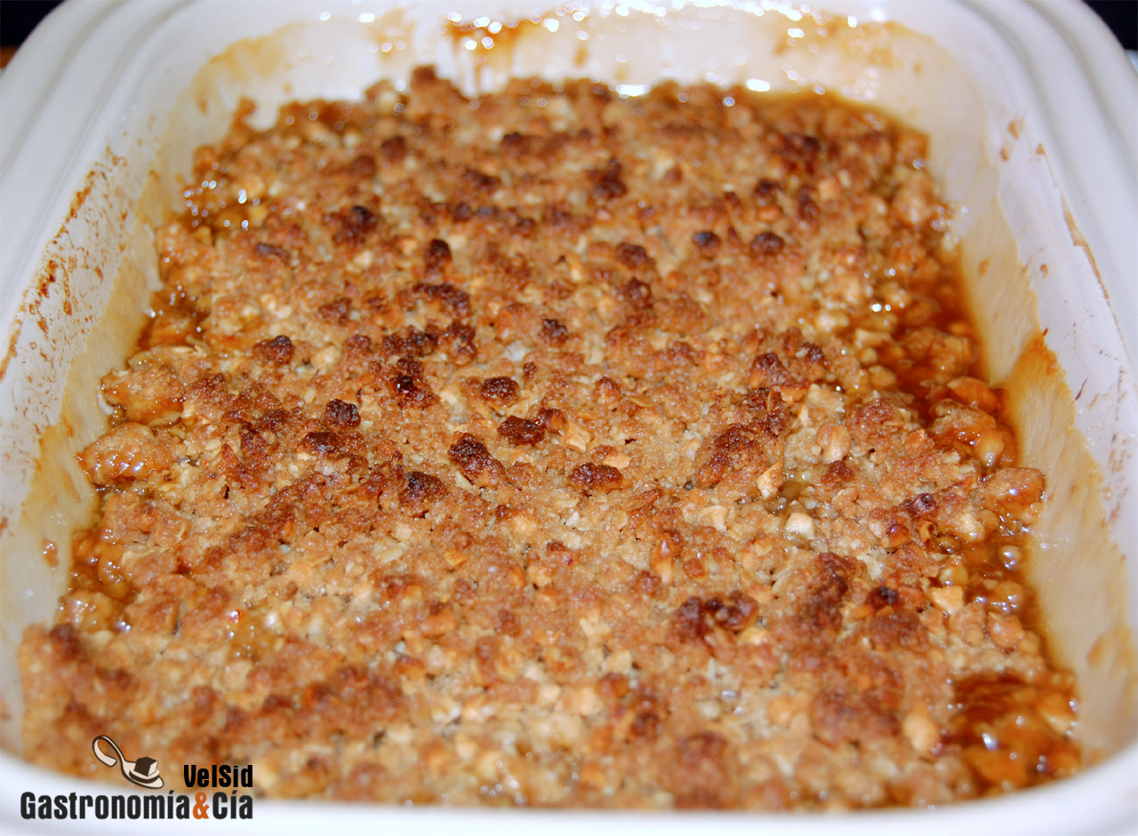 Crumble de plátano y piña