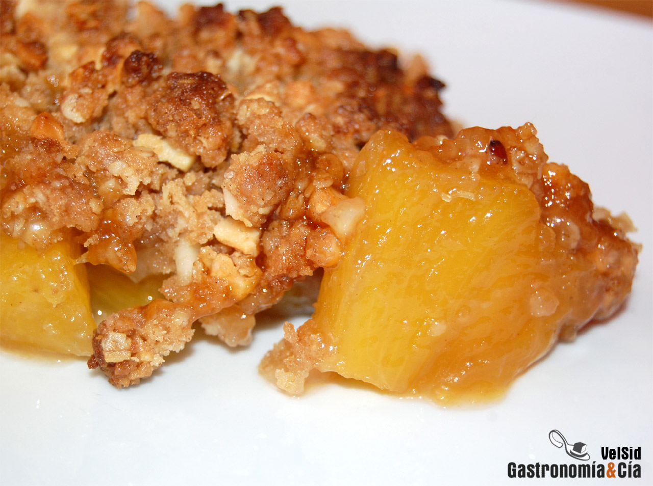 Crumble de plátano y piña
