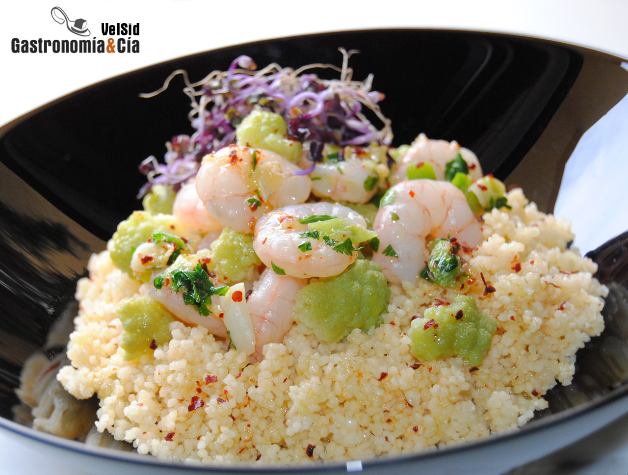 Cuscús con gambas y brócoli
