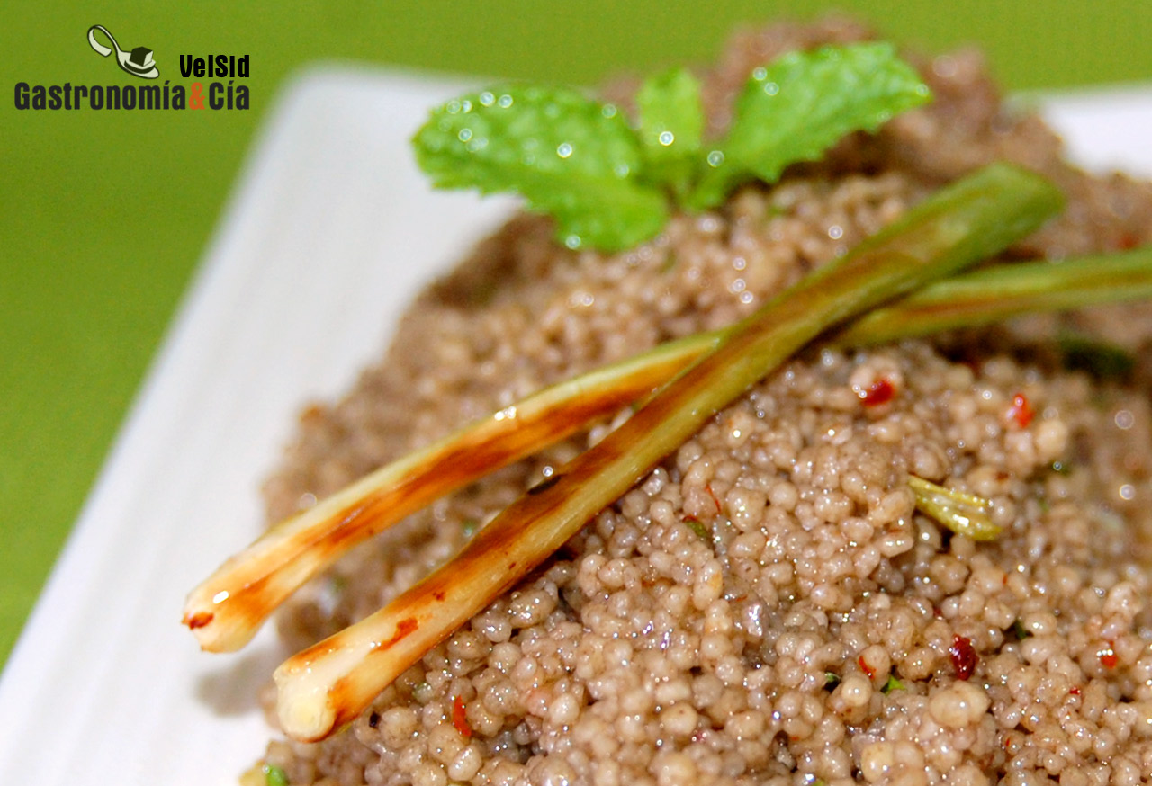 Cuscús de setas y ajos tiernos