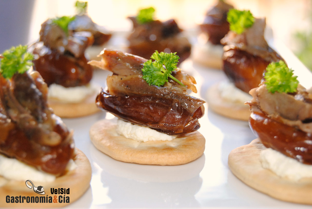 Dátiles rellenos de cordero lechal