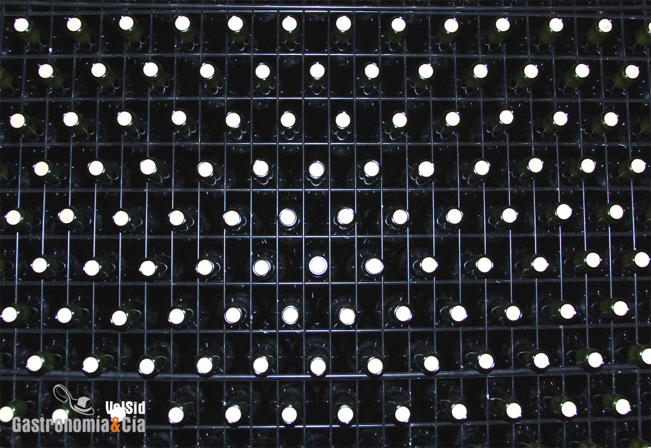 jaulas de botellas de vino