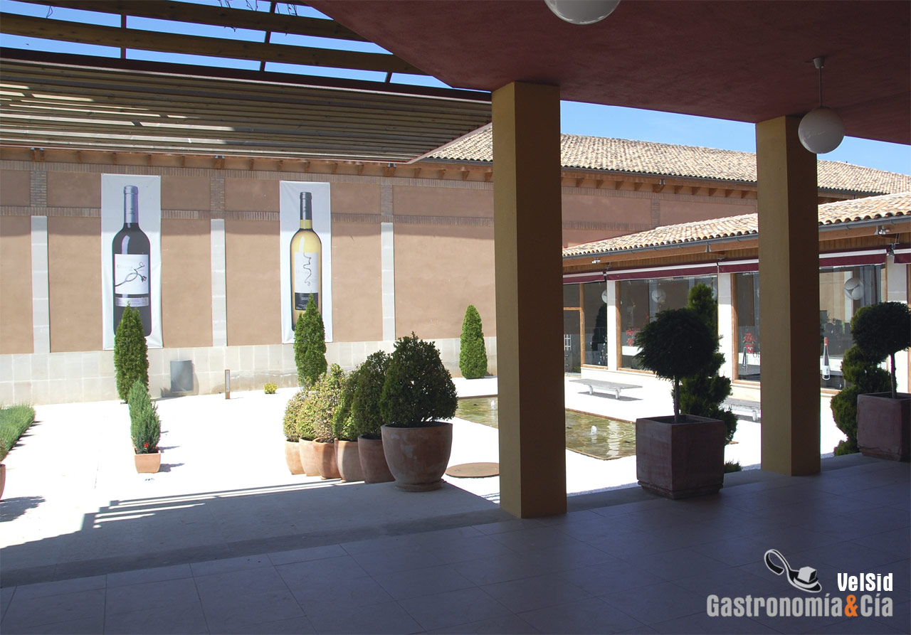 Exterior Bodegas Olvena